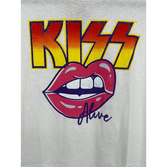Kiss Alive White Pink Lips Graphic Tee TShirt Short Sleeve Mens Size Large NEW - Picture 1 of 9